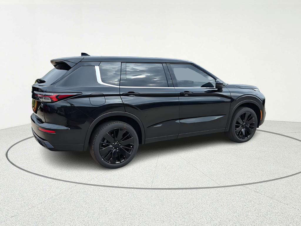 2026 Mitsubishi Outlander LE - 6