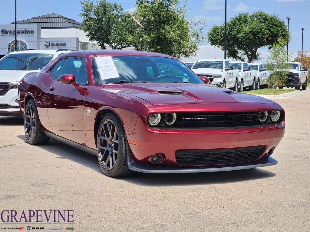 Octane Red Pearlcoat 2018 Dodge Challenger Coupe Rear-Wheel Drive 8-Speed Automatic