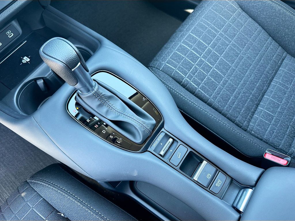 Thumbnail: 2026 Honda HR-V - 14