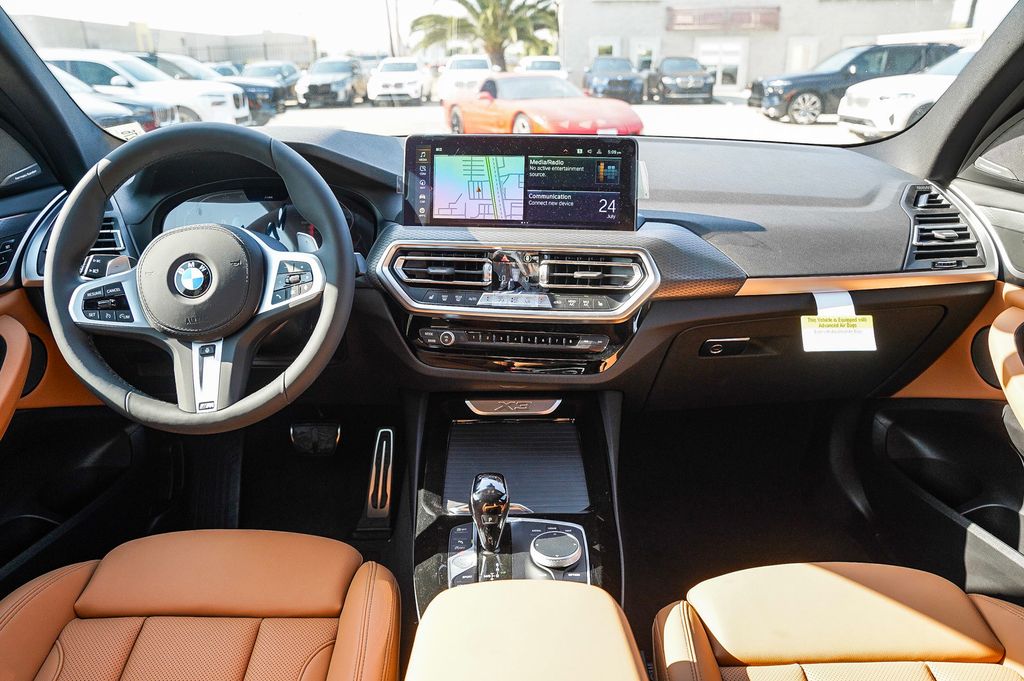 2024 BMW X3 sDrive30i 12