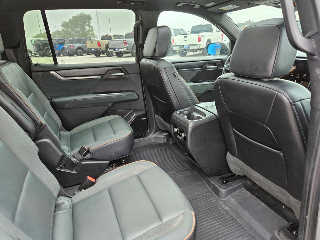 Used 2024 GMC Acadia SUV