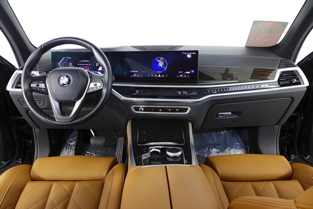 Thumbnail: 2024 BMW X5 - 24
