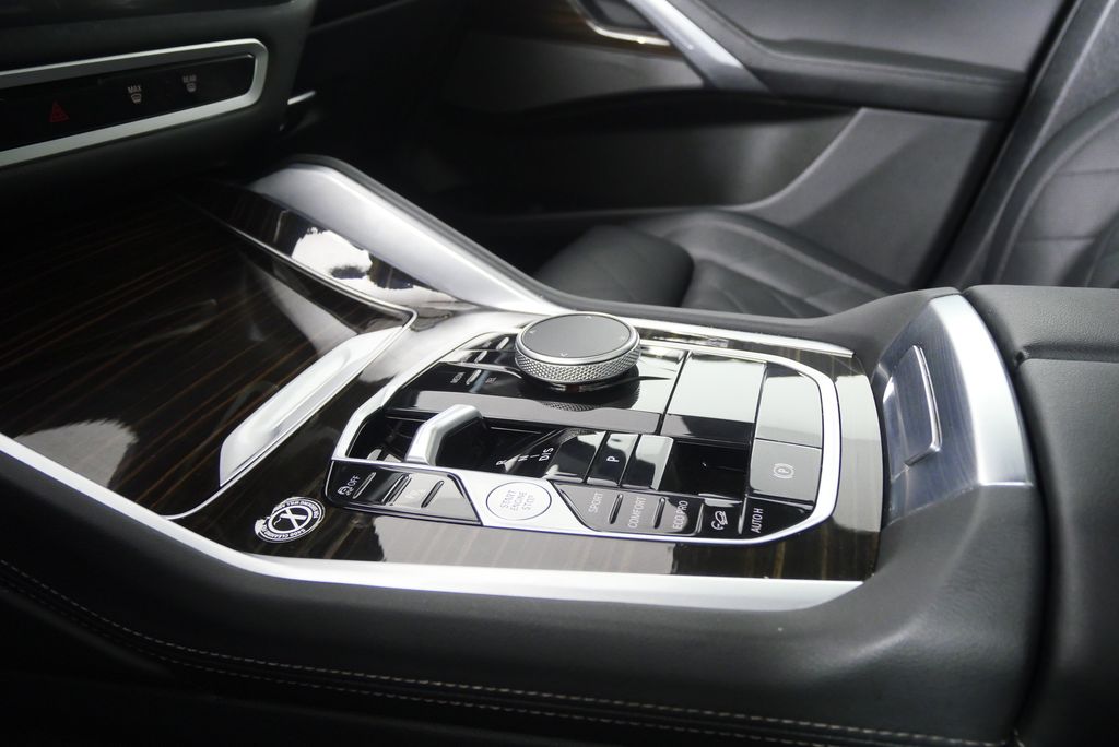 Thumbnail: 2025 BMW X6 - 24