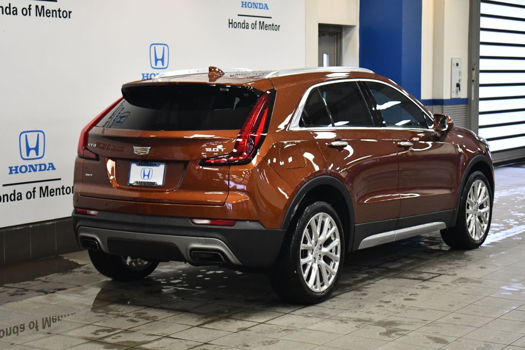 Thumbnail: 2019 Cadillac XT4 - 8