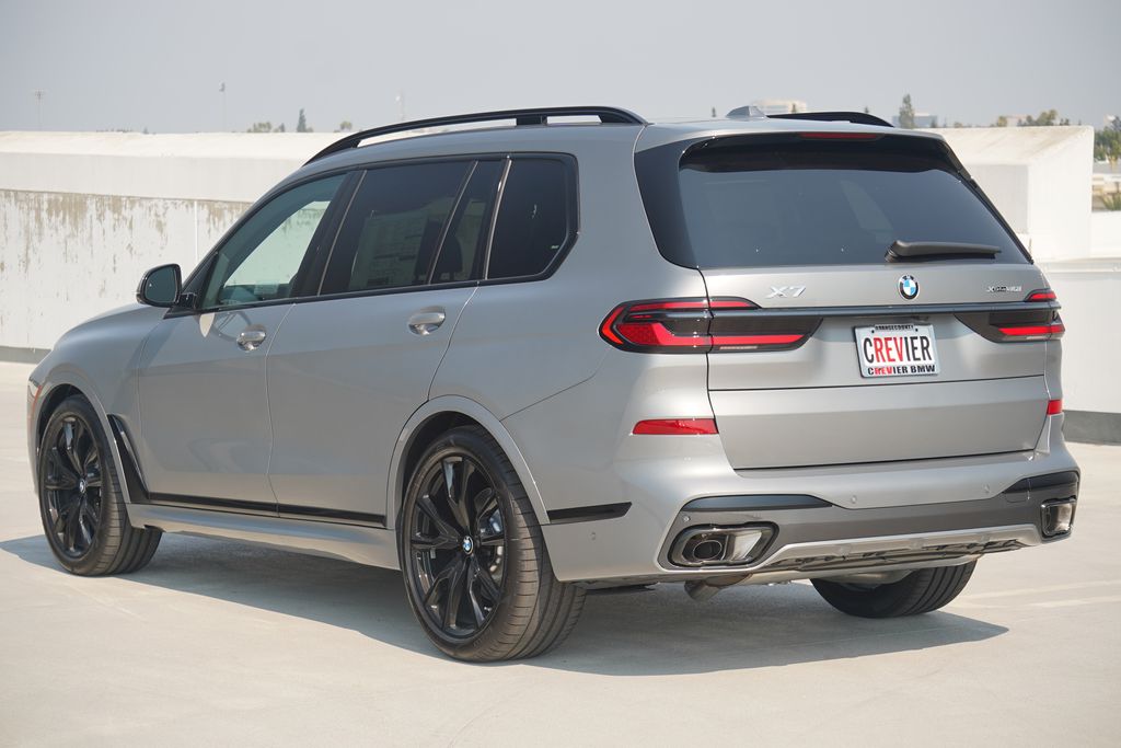 Thumbnail: 2026 BMW X7 - 7