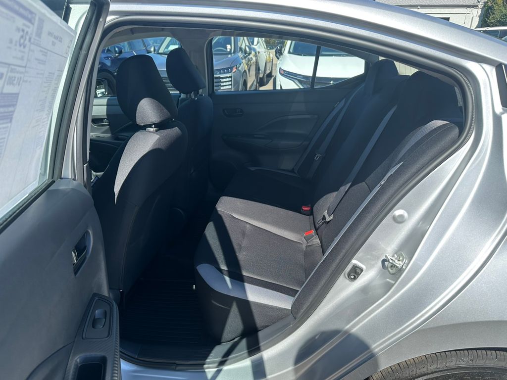 2025 Nissan Versa 1.6 S