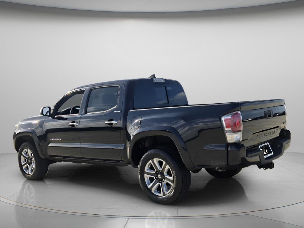 2018 Toyota Tacoma - $21,598