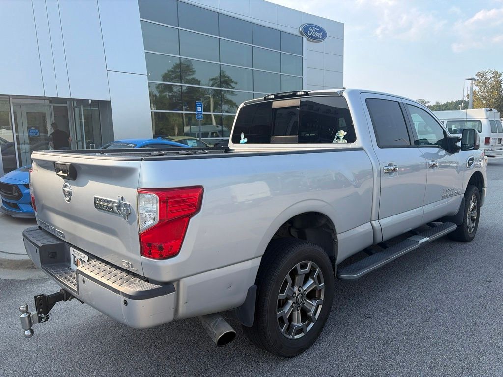 2017 Nissan TITAN XD SL Gas