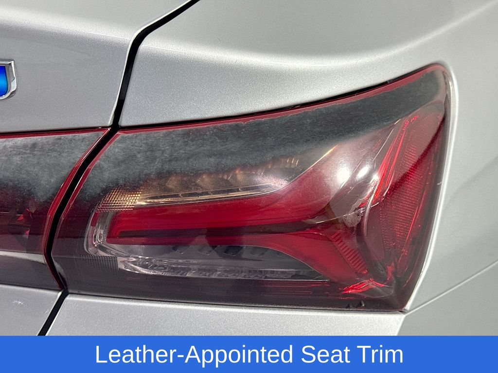 Used Car 2019 Chevrolet Malibu  Hybrid For Sale Under $15,000 In Austin, Texas