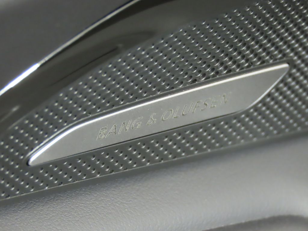 Thumbnail: 2025 Audi Q5 - 27