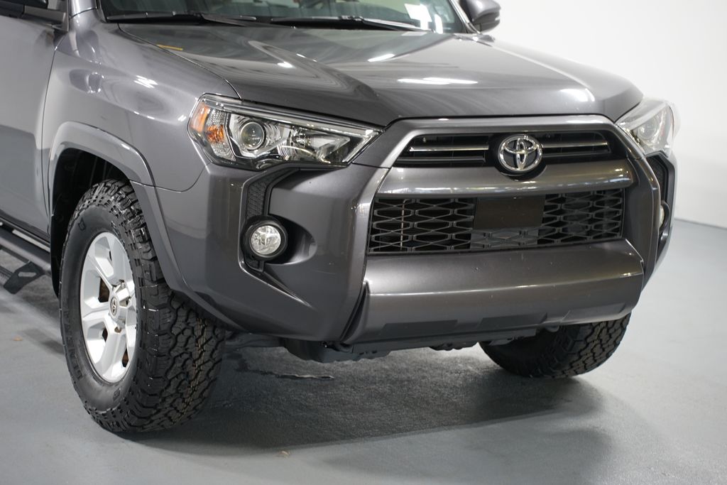 Thumbnail: 2020 Toyota 4Runner - 4