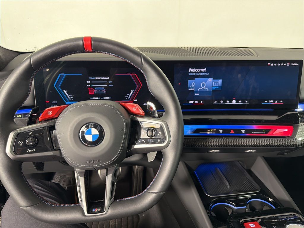 Thumbnail: 2025 BMW M5 - 21