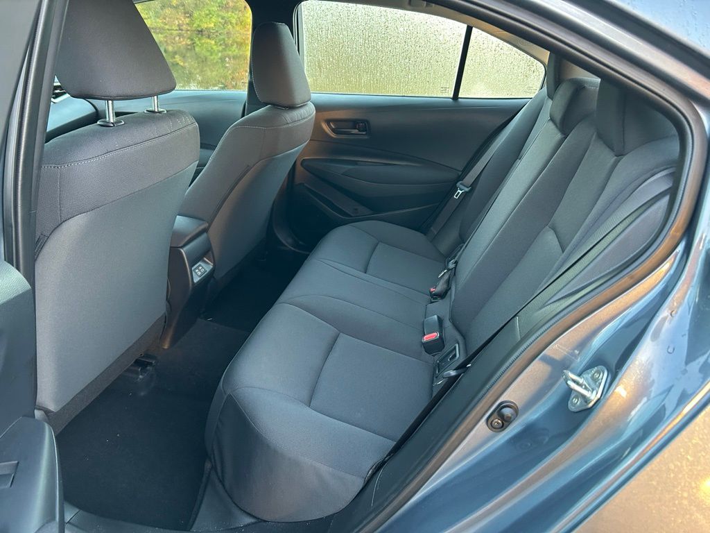 Thumbnail: 2025 Toyota Corolla - 13