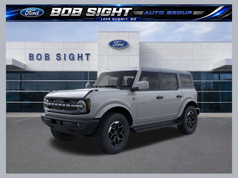 2026 Ford Bronco Outer Banks