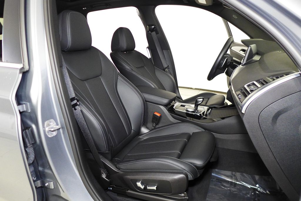 Thumbnail: 2023 BMW X3 - 19