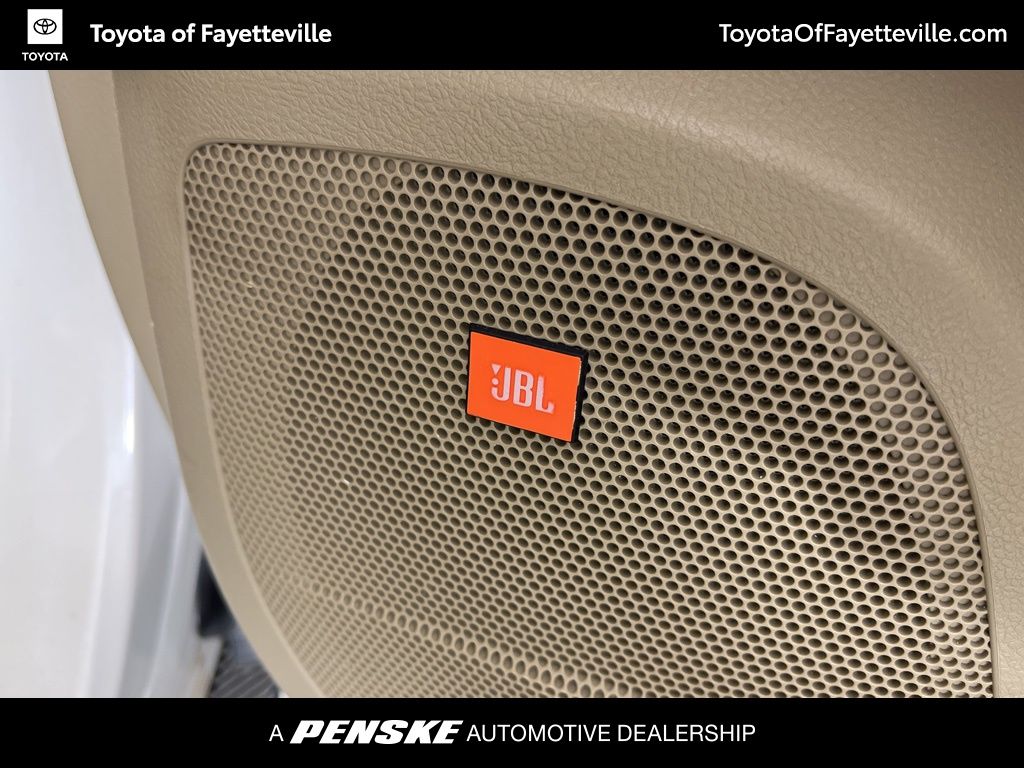 Thumbnail: 2012 Toyota Highlander - 24