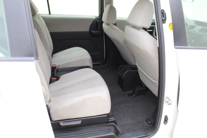 Used Car 2012 Mazda Mazda5  Sport For Sale Under $10,000 In Georgetown, Texas