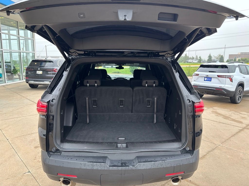 Used 2023 Chevrolet Traverse SUV