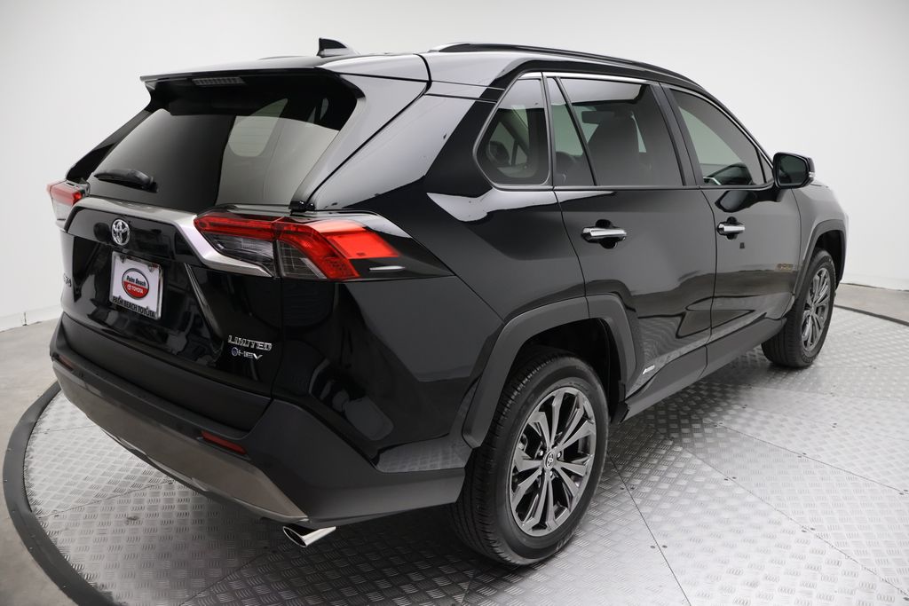 Thumbnail: 2025 Toyota RAV4 - 8