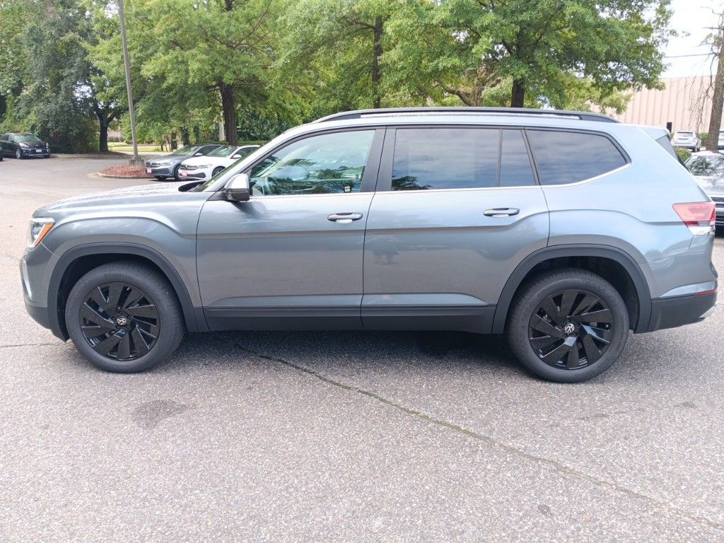 2024 Volkswagen Atlas 2.0T SE w/Technology 2