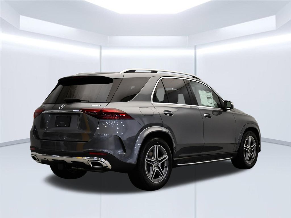 Thumbnail: 2026 Mercedes-Benz GLE - 5