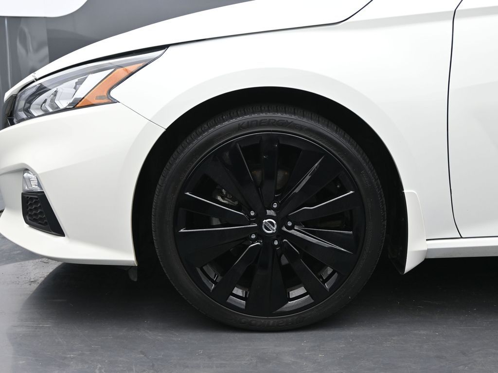 2022 Nissan Altima SR Intelligent AWD