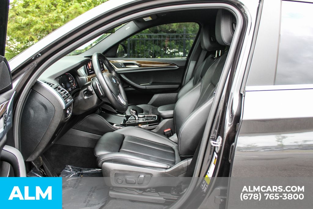 Used 2024 Gray BMW xDrive30i image 15
