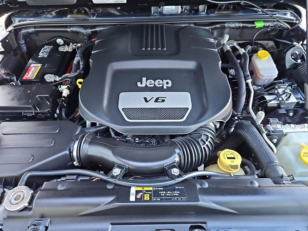 Thumbnail: 2018 Jeep Wrangler - 26