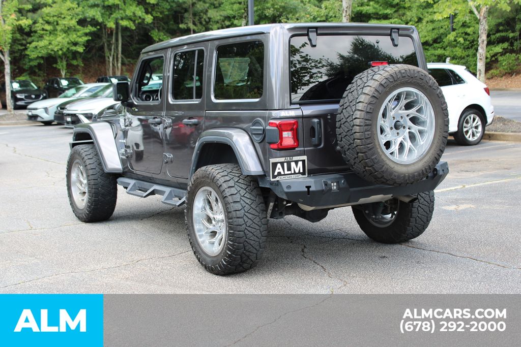Used 2021 Gray Jeep Unlimited Sahara image 9