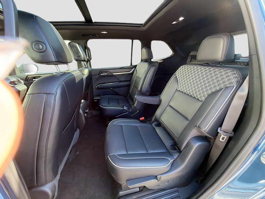 Used 2024 Blue GMC Denali image 26