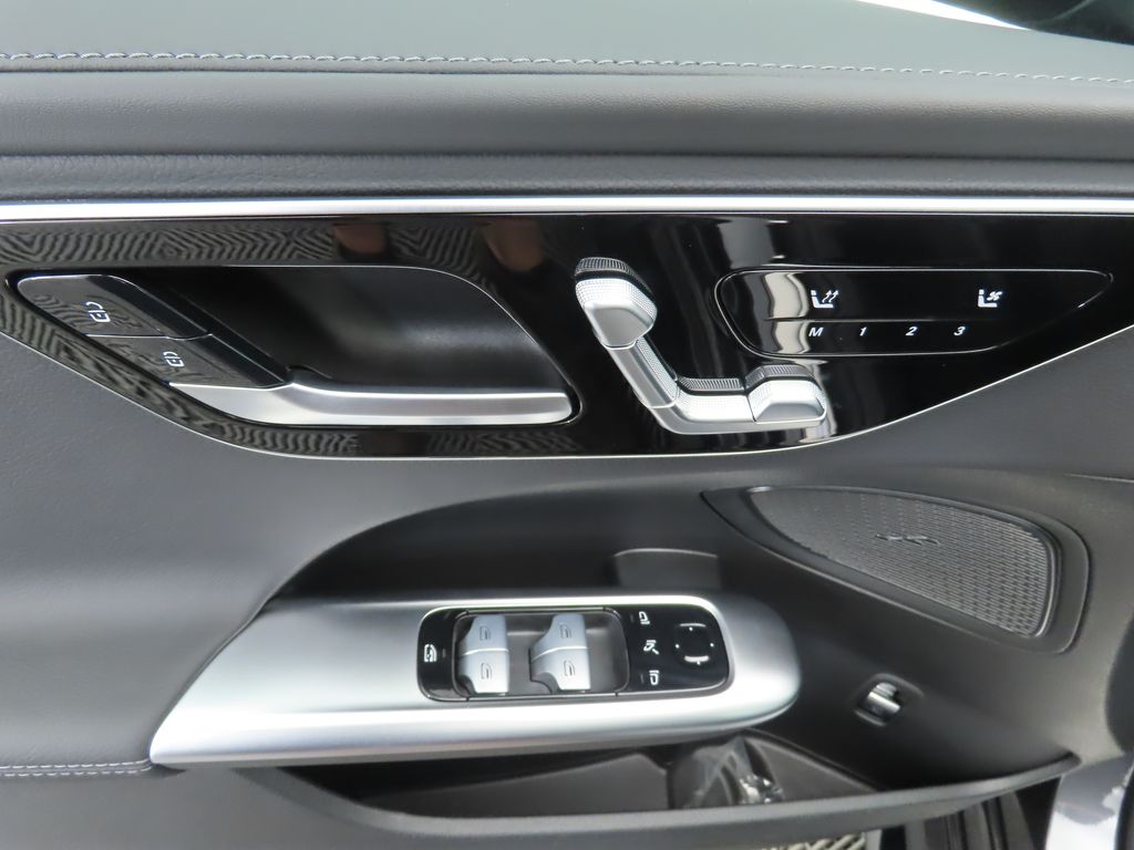 2024 Mercedes-Benz C-Class AMG C 43 23