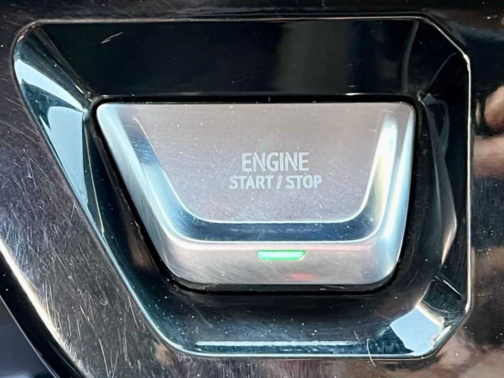 2023 GMC Sierra 1500 AT4 photo