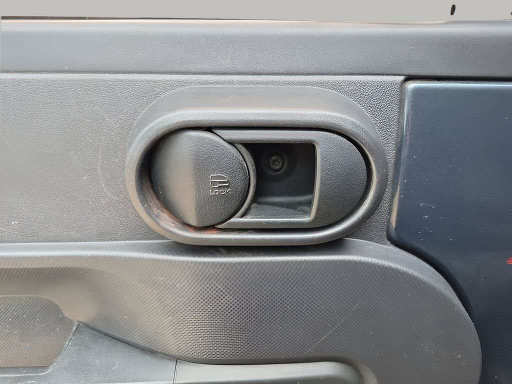 Used 2008  Jeep Unlimited X image 27