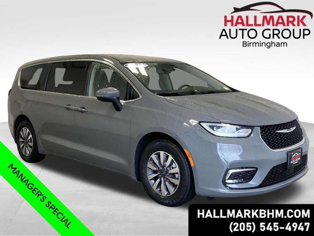 2023 Chrysler Pacifica Hybrid Touring L