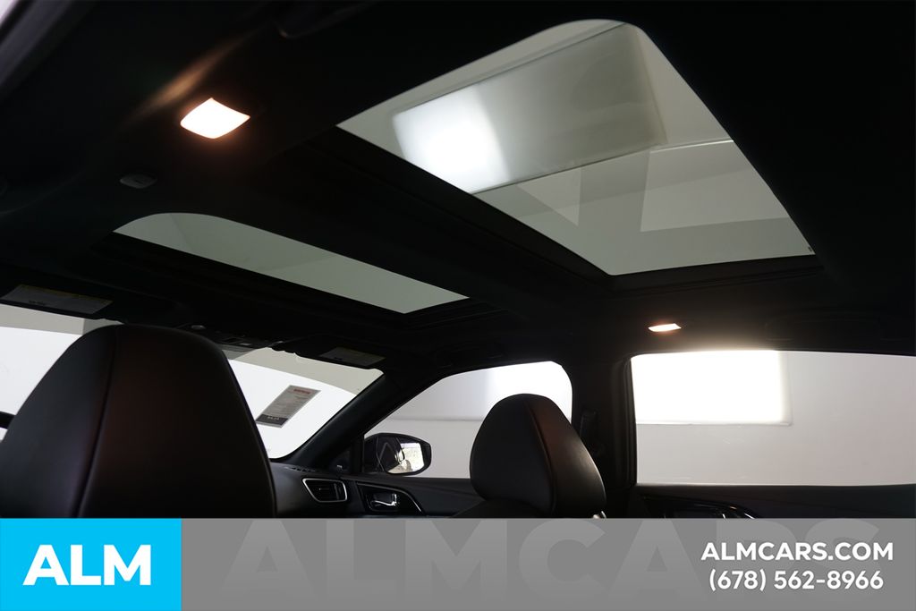 Used 2023 White Nissan SR image 30