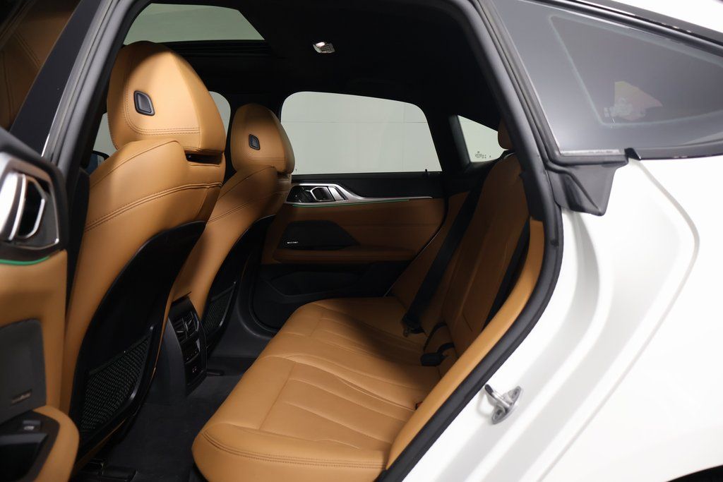 2023 BMW i4 eDrive35 11