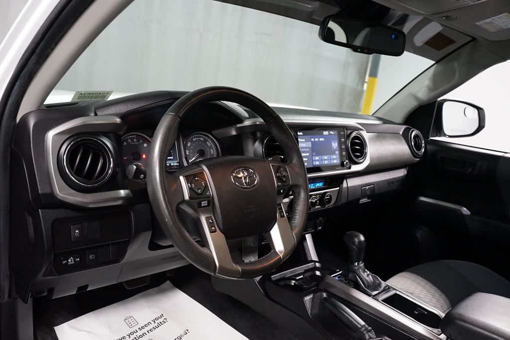 Thumbnail: 2021 Toyota Tacoma - 12