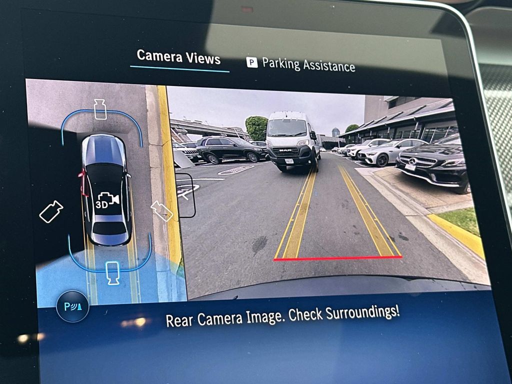 Thumbnail: 2025 Mercedes-Benz C-Class - 21