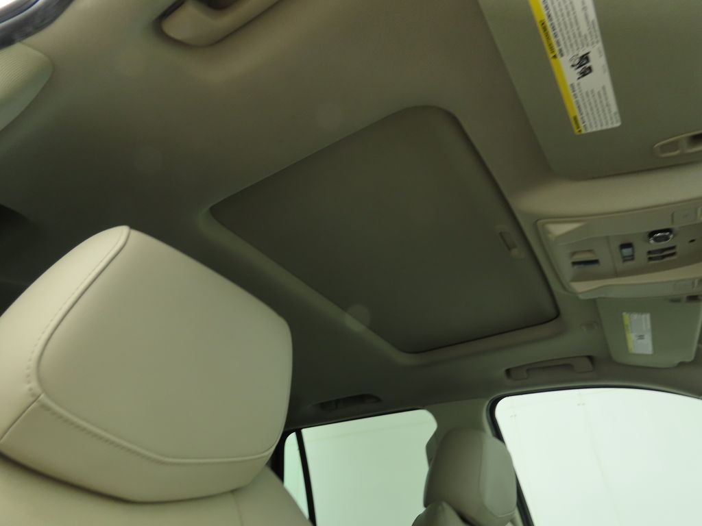2017 Cadillac Escalade Luxury 19