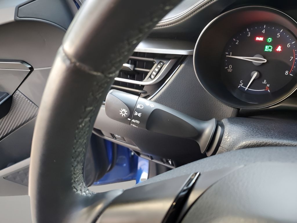 Used Car 2018 Toyota C-hr  Xle For Sale Under $12,000 In Austin, Texas
