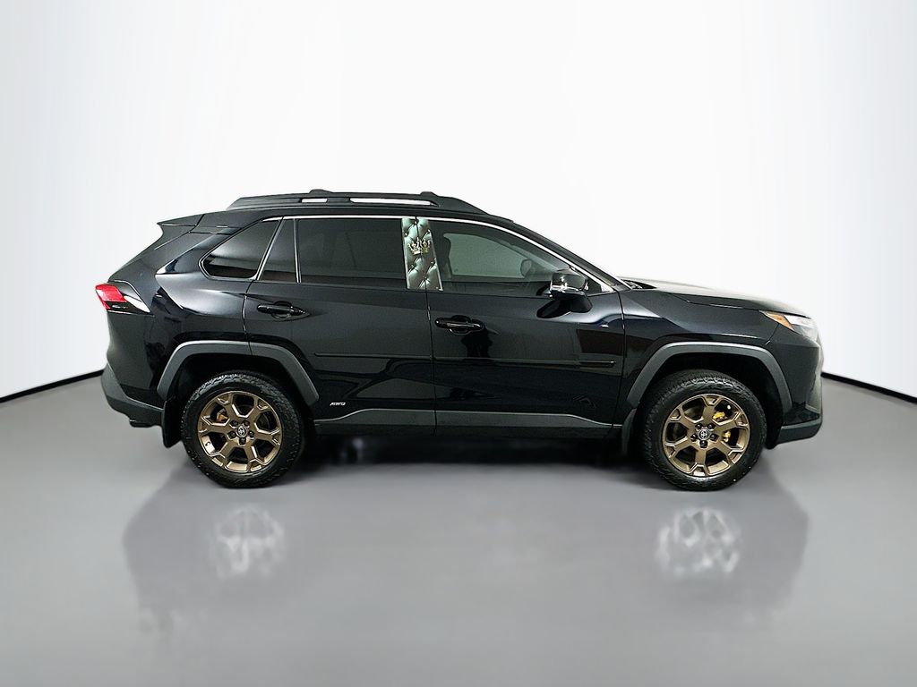 Thumbnail: 2025 Toyota RAV4 - 4