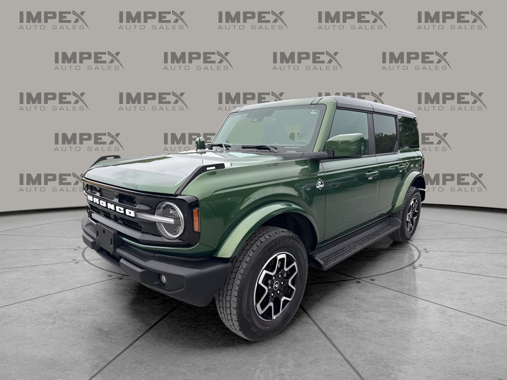 2025 Ford Bronco Outer Banks 4x4's photo