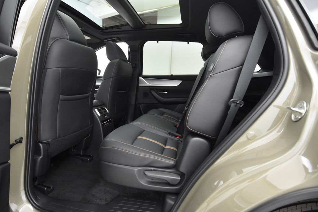 2025 Mazda CX-70 PHEV Premium Plus photo