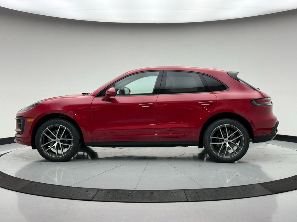 Thumbnail: 2026 Porsche Macan - 2