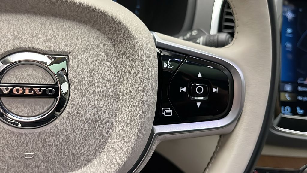 2022 Volvo XC90 T8 Inscription 15