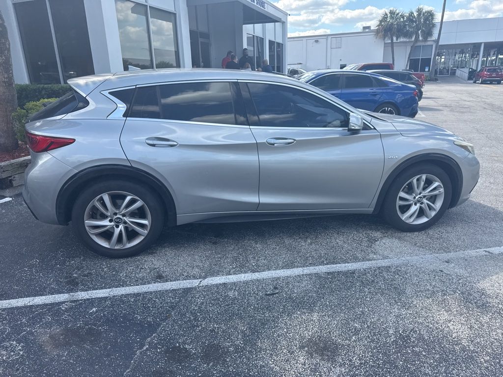 Blade Silver 2019 INFINITI QX30 Pure FWD SUV / Crossover Front-Wheel Drive 7-Speed Automatic Overdrive