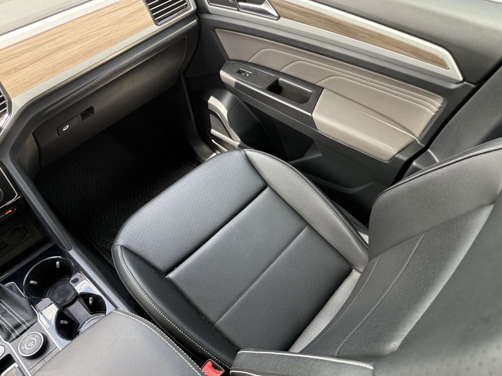 2023 Volkswagen Atlas SEL Gray at Bayway Cadillac of The Woodlands