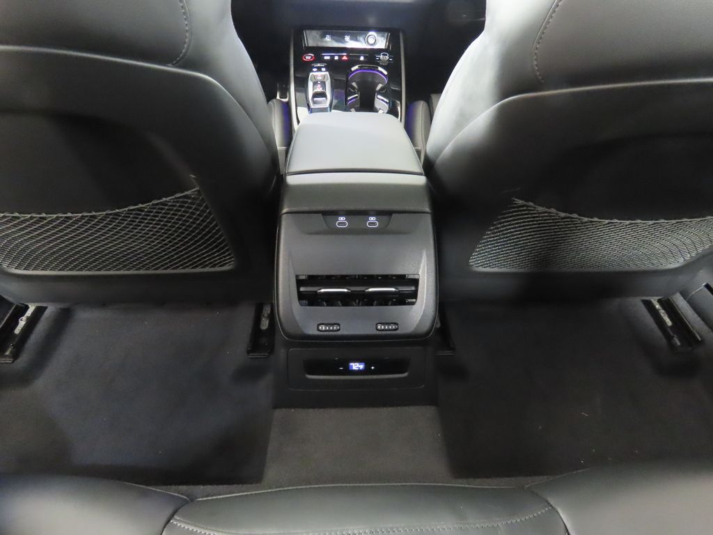 Thumbnail: 2025 Audi S5 - 21