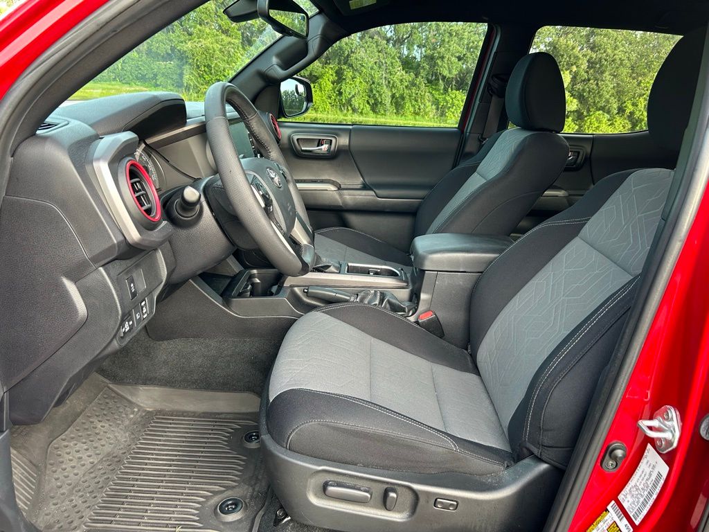 2023 Toyota Tacoma TRD Sport 14