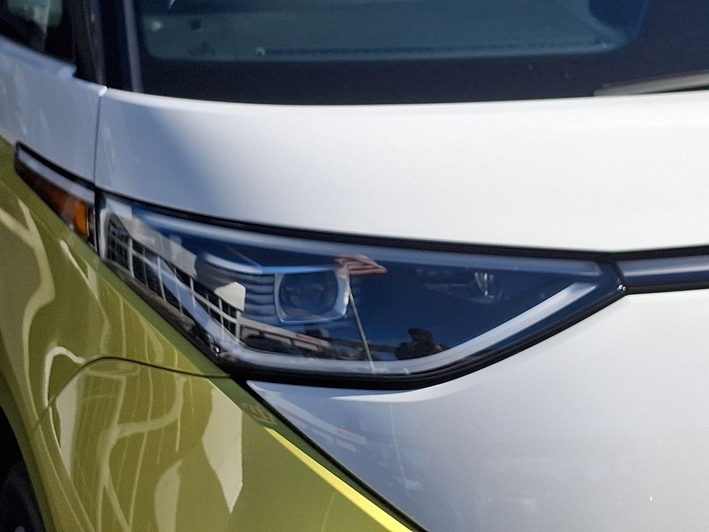 Thumbnail: 2025 Volkswagen ID.Buzz - 30